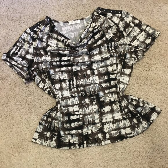 Vintage Tradition Canadian Modern Ink Blot Studded Shoulder Drape Neck Tee - Picture 12 of 16